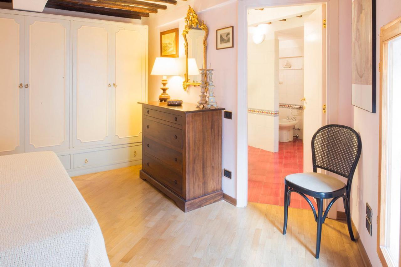 Ladyhouse Appartamento Tipico Con 4 Posti Letto Siena Exterior photo