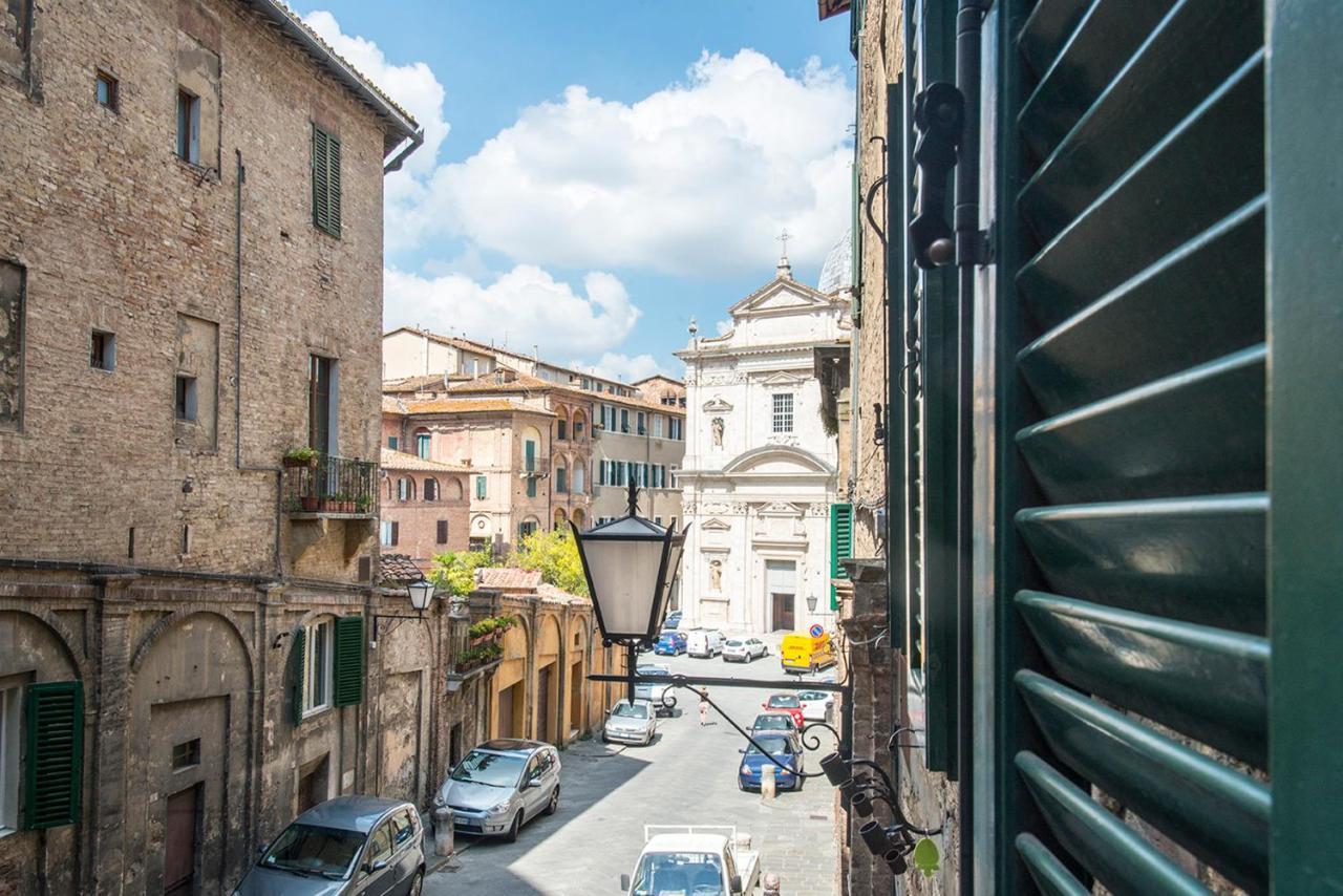 Ladyhouse Appartamento Tipico Con 4 Posti Letto Siena Exterior photo